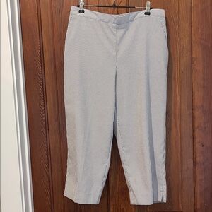 Alfred Dunner Women's Pinstriped Cropped Pants